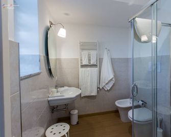 B&B A Casa dei Nonni - Enna - Bathroom