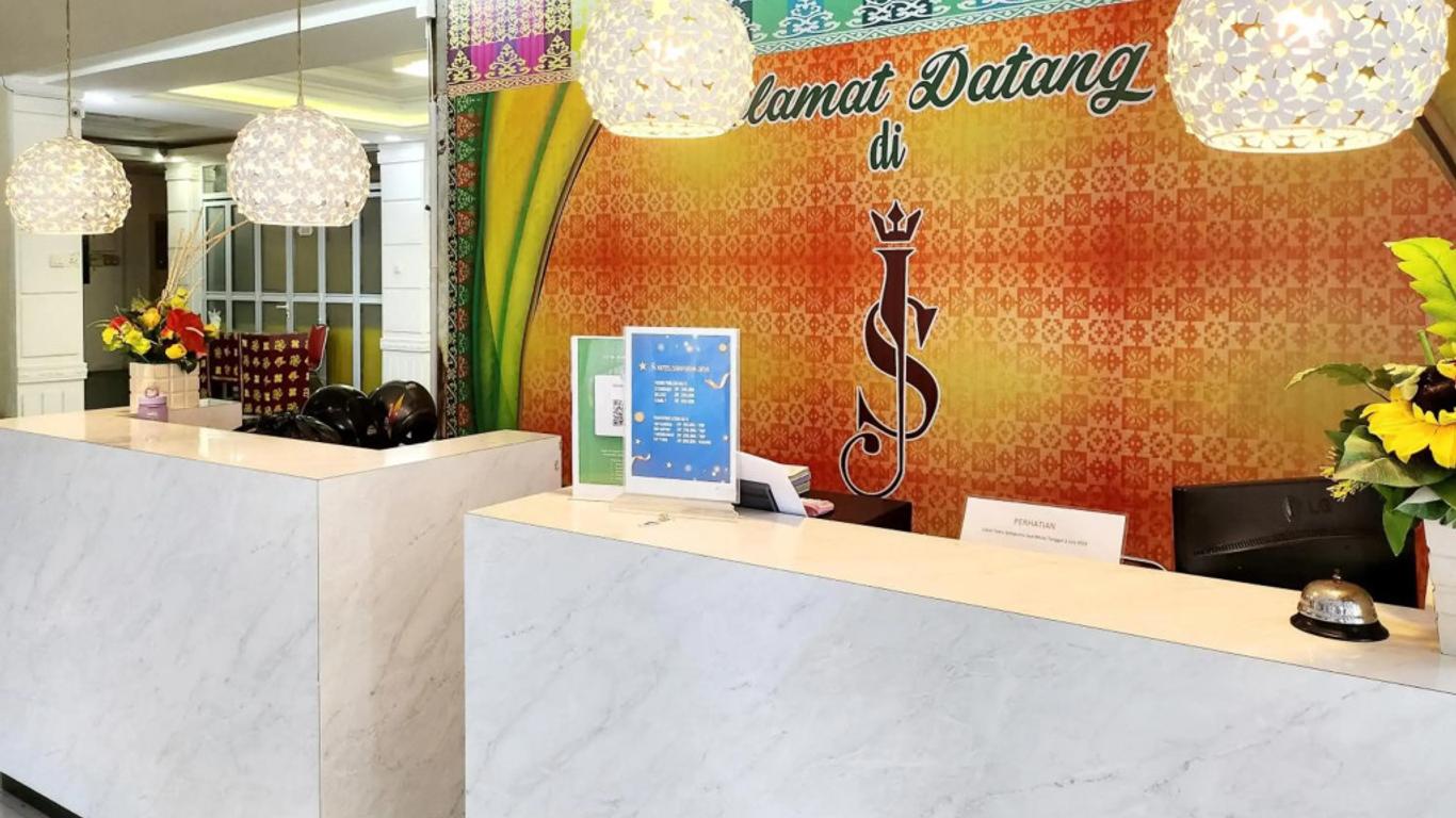 OYO 2487 Sampurna Jaya Hotel