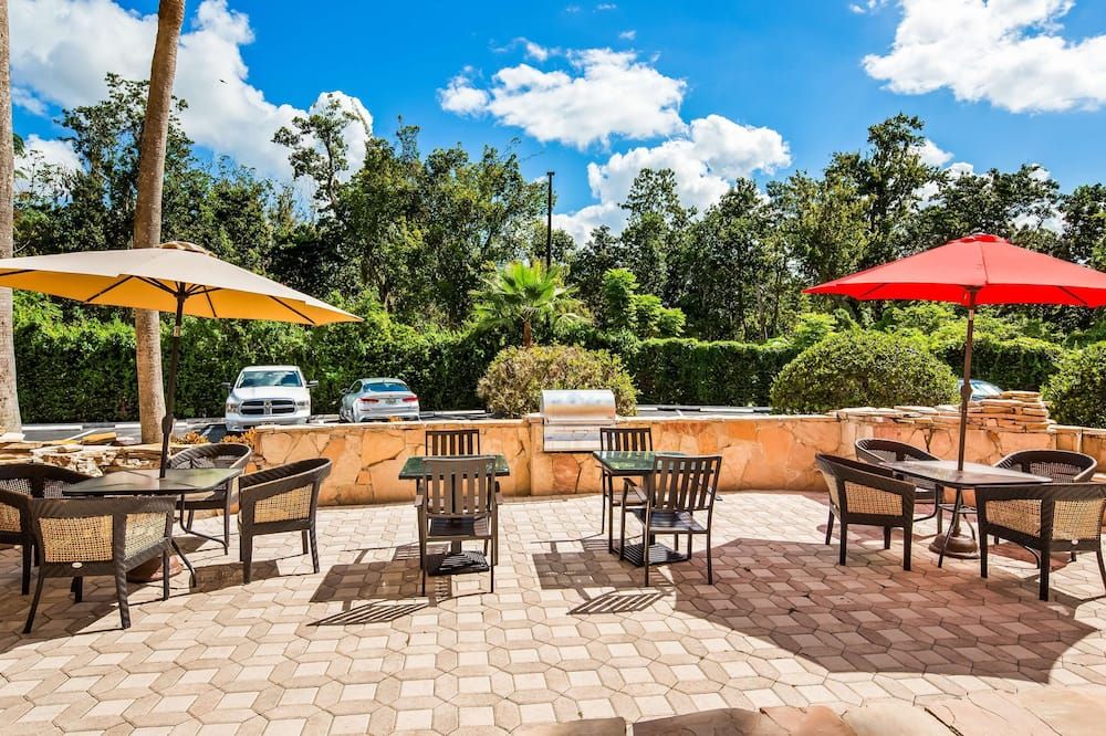 هوليداي إن إكسبريس سانفورد (ليك ماري ...