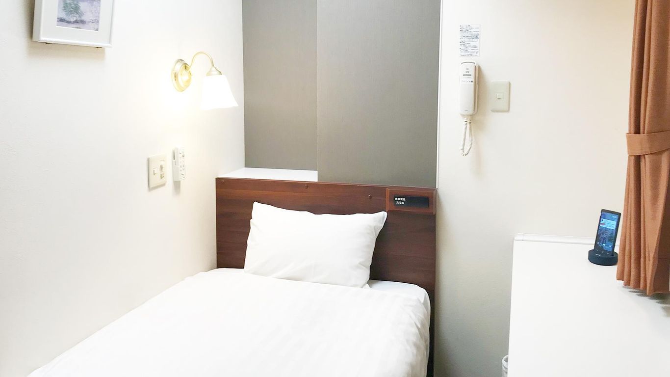 Hotel Shimbashi Sambankan