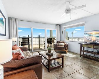 Paradise Beach Club - Direct Oceanfront Condos with Heated Pool Pet-Friendly - Satellite Beach