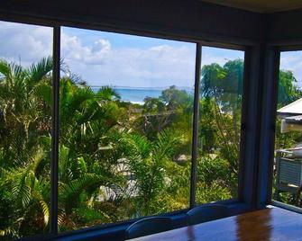 Apollo 1, 9 Hodgson Street - Crescent Head - Balcony