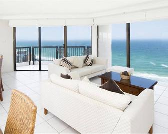 Breakfree Longbeach Surfers Paradise - Surfers Paradise - Living room