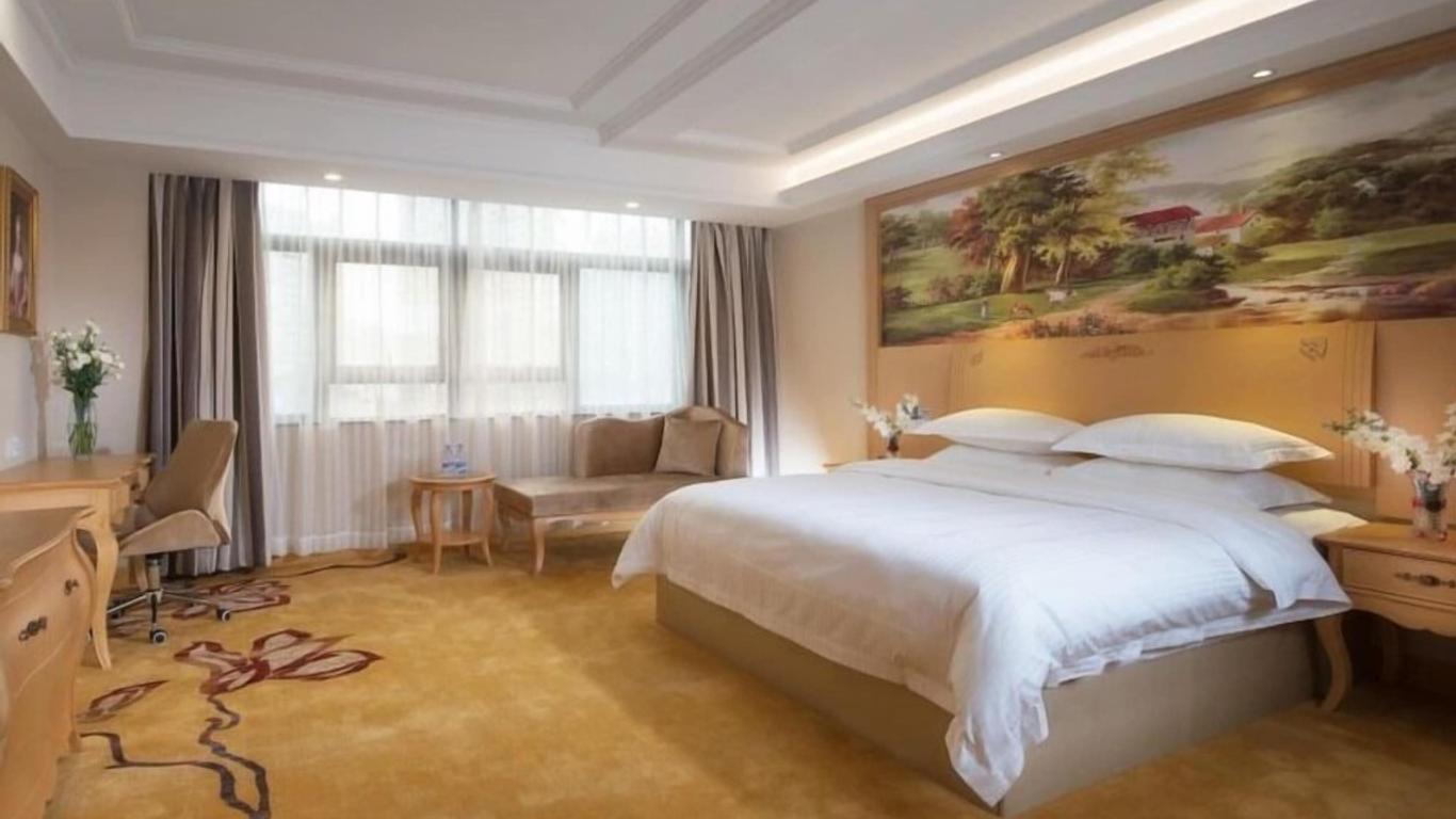 Greentree Inn Shenzhen Dongmen Business Hotel