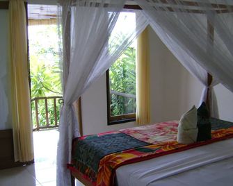 Bukit Indah Homestay - Abang - חדר שינה