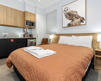 Civic Apartments - Wagga Wagga - Bedroom
