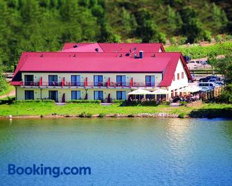 Seehotel Weit Meer - Waren - Edificio