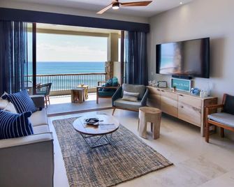 Oceanfront Swimmable Beach/Surf Paradise In Costa Azul- Los Cabos - San Jose Cabo - Salon