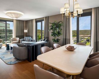 Radisson Residences Vadistanbul - איסטנבול - חדר אוכל
