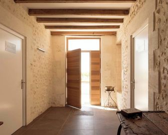 Cosy 4-person gîte between Royan and Bordeaux in the middle of the vineyards - Saint-Palais - Pasillo