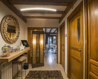 B&B La Lluna - La Massana - Pasillo