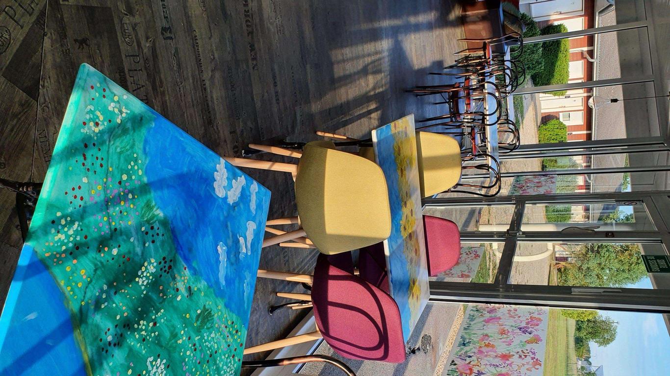 إكينوكس ٔوتل