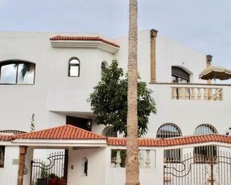 Aux Moules De Harhoura - Rabat - El Harhoura - Building