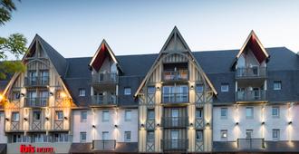 Ibis Deauville Centre - Deauville - Building