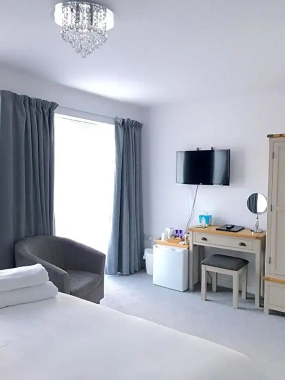 Prestbury Bed & Breakfast - סולסברי
