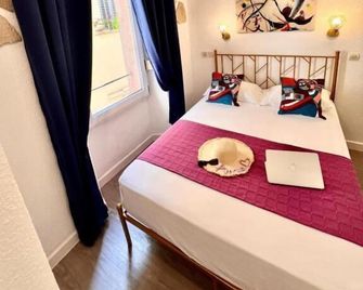 Hotel Appia - Cannes - Habitación