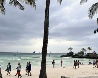 La Bella Casa de Boracay - Boracay - Strand