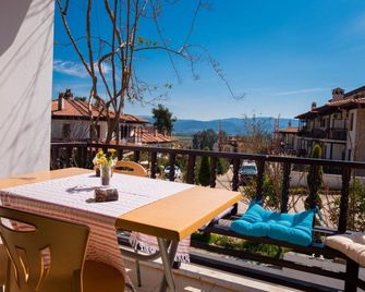 Ankakyaka Apart Hotel - Akyaka - Balcony