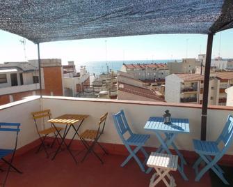 Hostal La Lluna - Arenys de Mar - Balcony