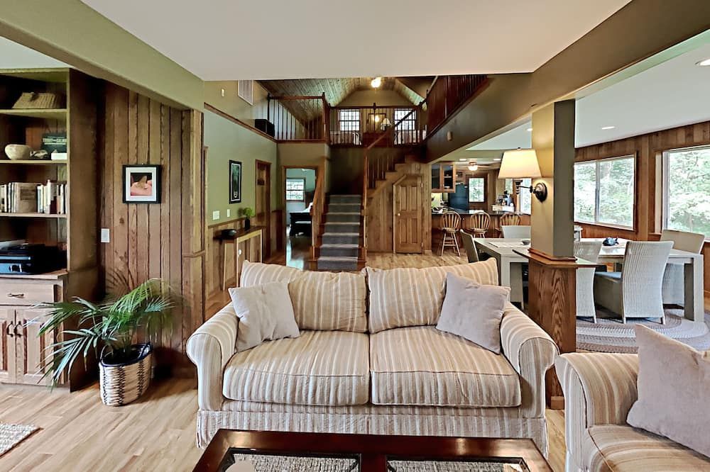 Little Juniata River House - A Fly Fishing and Family Retreat