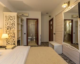 Casa Siqua - Bucharest - Bedroom