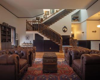 Hotel Hardware - Dayton - Lounge