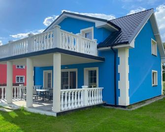 Holiday Home in Nowe Warpno near Harbor - Nowe Warpno - Edificio
