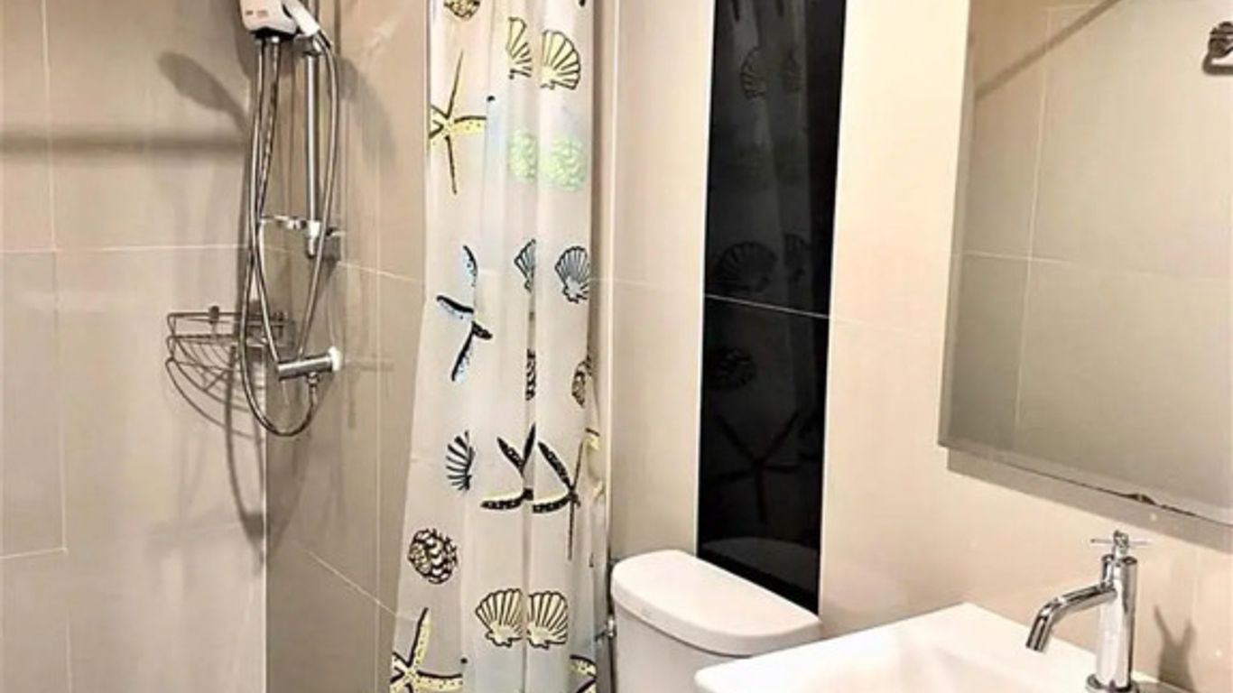 Izen Plus Budget Hotel & Residence