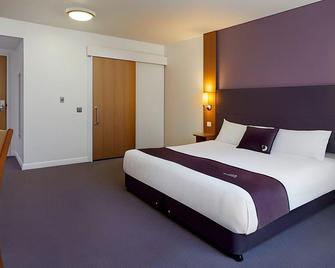 Premier Inn Lon Gatwick Arpt Manor Royal - 克勞利 - 臥室