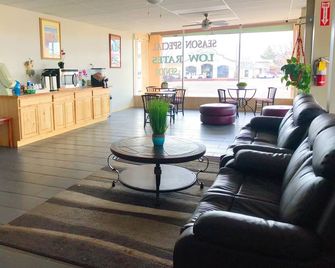 Appletree Inn - Richfield - Lobby