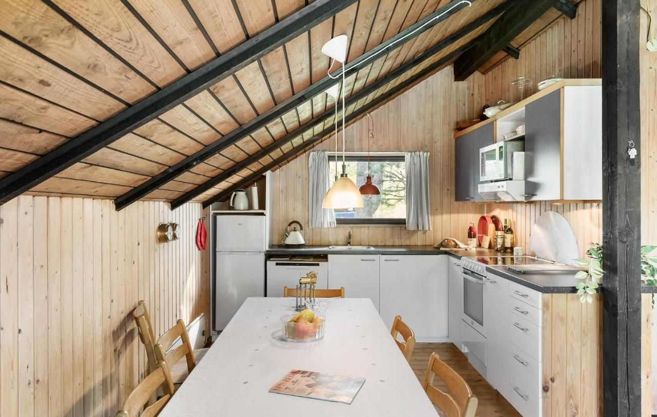3 Bedroom Cozy Home In Rødby – Rødby