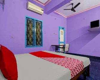 Hotel O Sri Sivasakthi A/C Lodge - Sivakasi - Bedroom