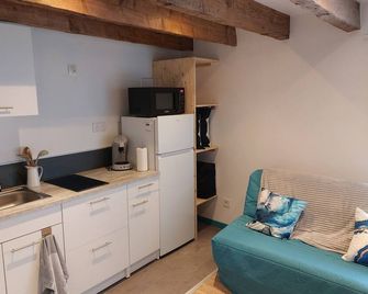 Logements Clos Saint Genest 1appartement - Manzat - Cuisine