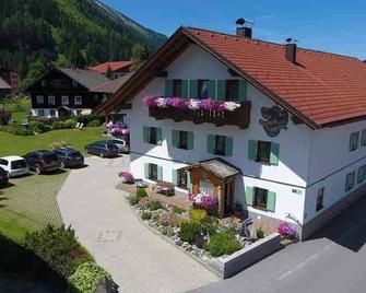 Das Apartment Rief daheim beim Wanderprofi Adults Only - Tannheim - Gebäude