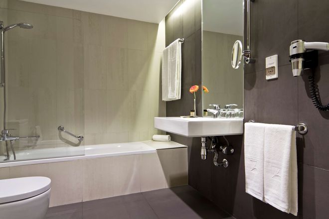 Sana Reno Hotel - Lisboa - Baño
