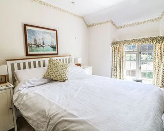Old Hammetts - Bideford - Bedroom