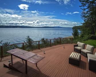 Olympic National Park, Hood Canal, & Brinnon Waterfront House - Brinnon - Balcony