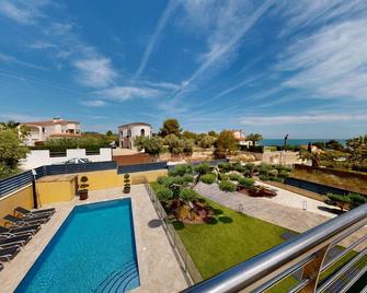 Villa Santa Llucia - El Perello - Pool