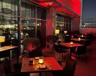 Novotel Muscat Airport - Mascate - Restaurante