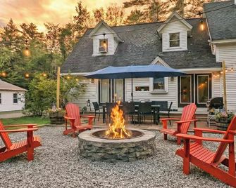 4br 3ba Spacious Ski House Close to Vill - Conway - Innenhof