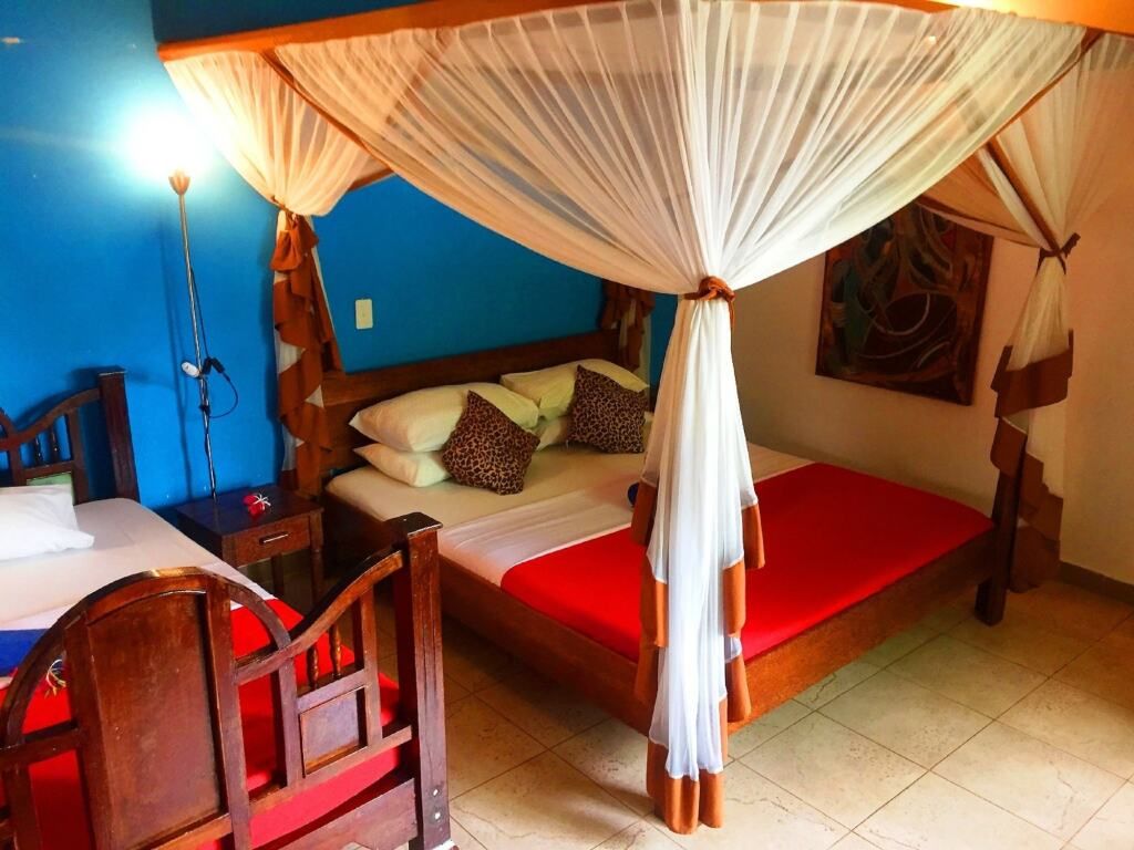 وايكيكي زانزيبار ريزورت