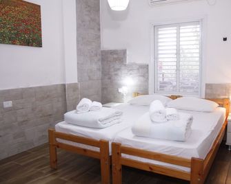 Kibbutz Beit Alfa Guest House - Bet Alfa - Habitación