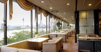 Hotel Okura Niigata - Niigata - Lounge
