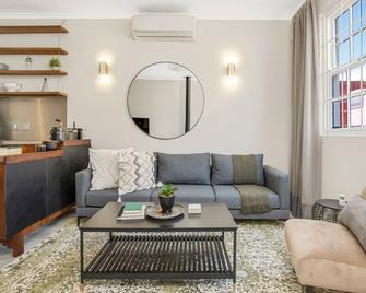 Shortmarket 136 - Cape Town - Living room