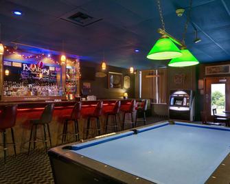 Days Inn by Wyndham Conneaut - Conneaut - Bar