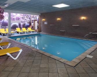 Fletcher Hotel - Restaurant de Zeegser Duinen - Zeegse - Pool