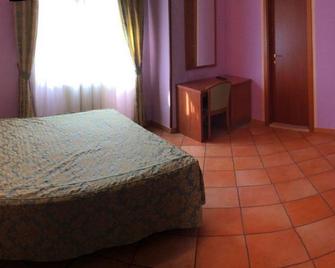 Hotel La Scottiglia e Ristorante - Seggiano - Bedroom