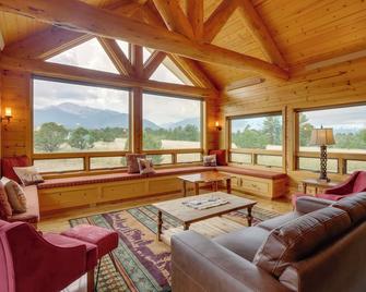 The Fox Den 360 Mtn View and On-Site Hiking! - Nathrop - Sala de estar