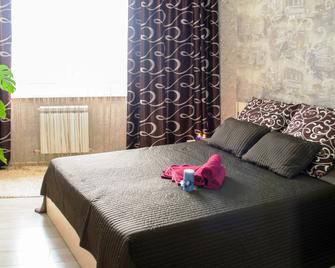 Jacuzzi Vip Smart Aparthotel - Minsk - Yatak Odası