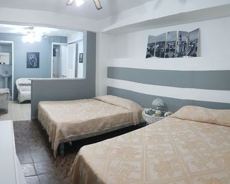 Hostal Estol - Santiago de Cuba - Bedroom